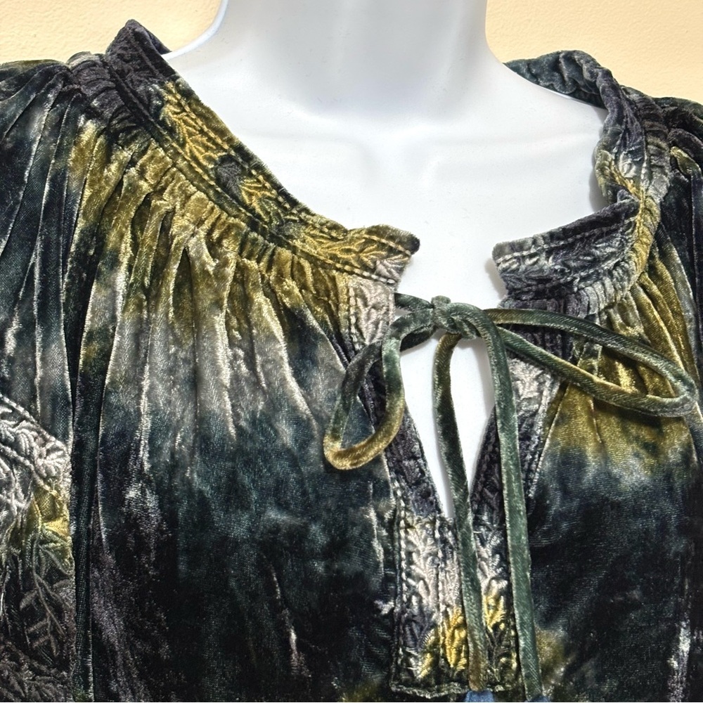 NWT Kyla Seo Blouse Crushed Velvet Green Sz S Boho Embroidered Whimsigoth Fairy - Picture 7 of 16
